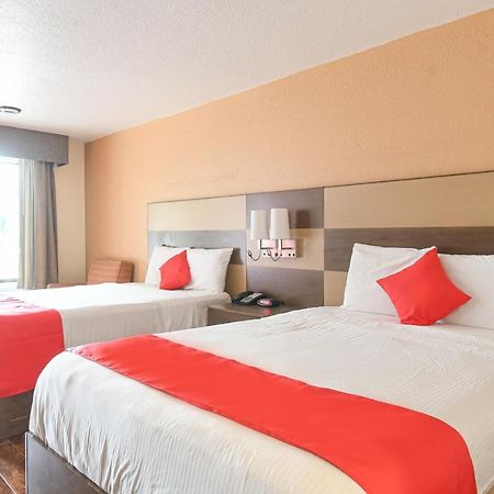 Scottish Inns & Suites - Woodlands Mall The Woodlands Buitenkant foto